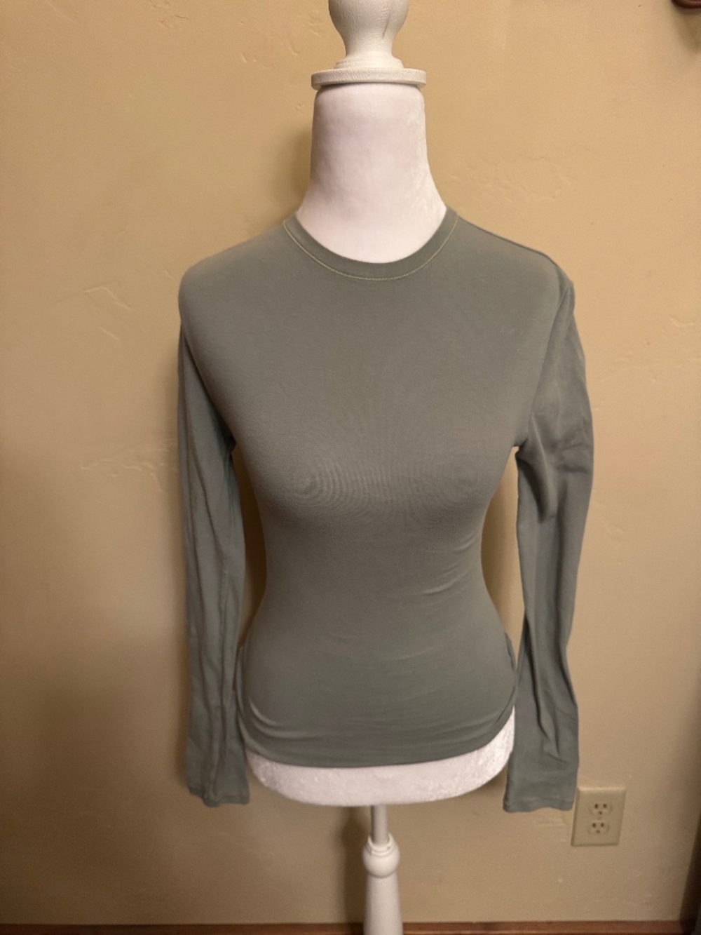Skims long Sleeve